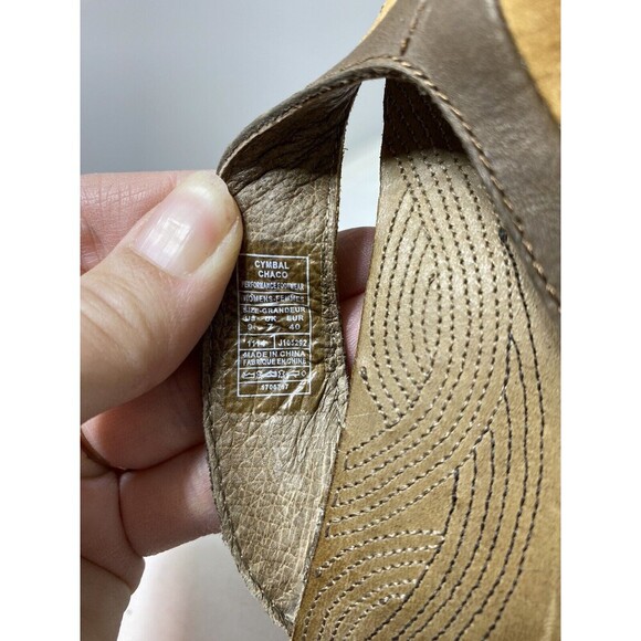 Chaco Flip Flops Sandals Womens 9M Brown Tan Neutral Distressed Thong - Picture 8 of 9